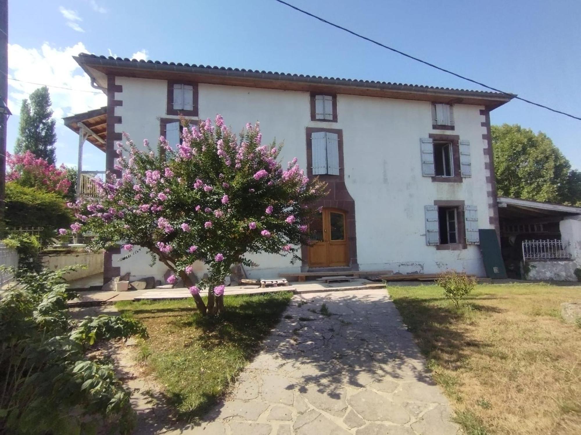 Maison D'Hotes Larraldia Uhart-Cize Ngoại thất bức ảnh